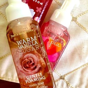 🔵 3 for $20 NWOT Bath & Body Works Favorites Trio